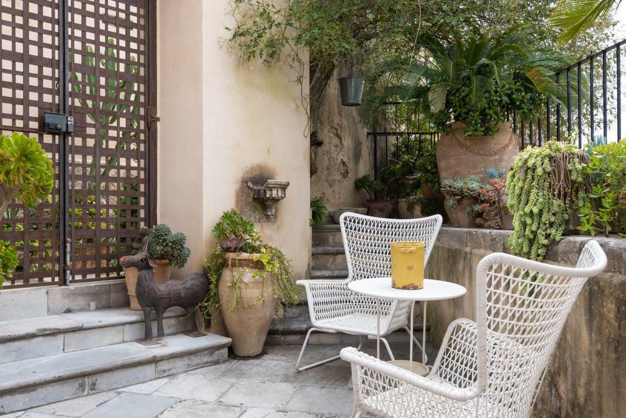شقة Jasmine Modica Luxury House المظهر الخارجي الصورة